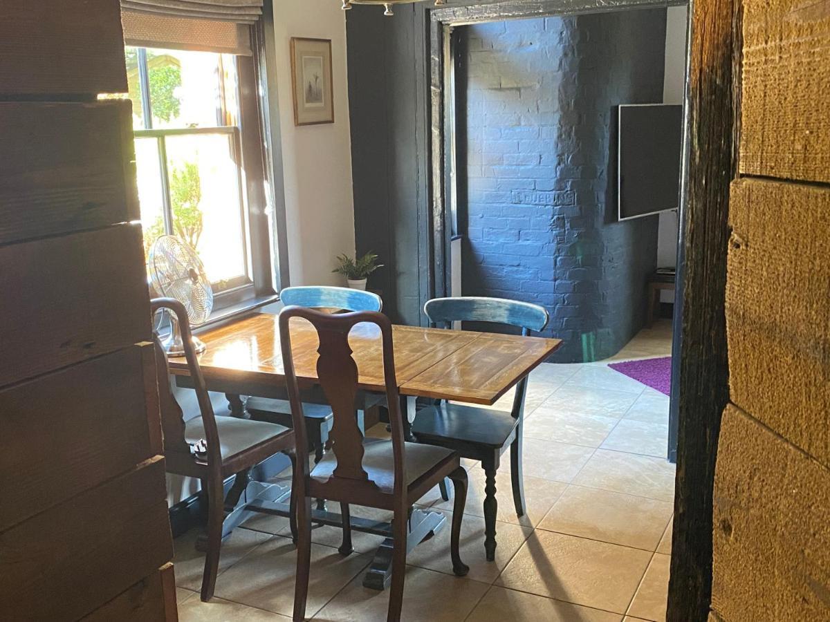 Betsey Trotwood. Historic Stylish 2-Bed Cottage. Blundeston Exteriör bild