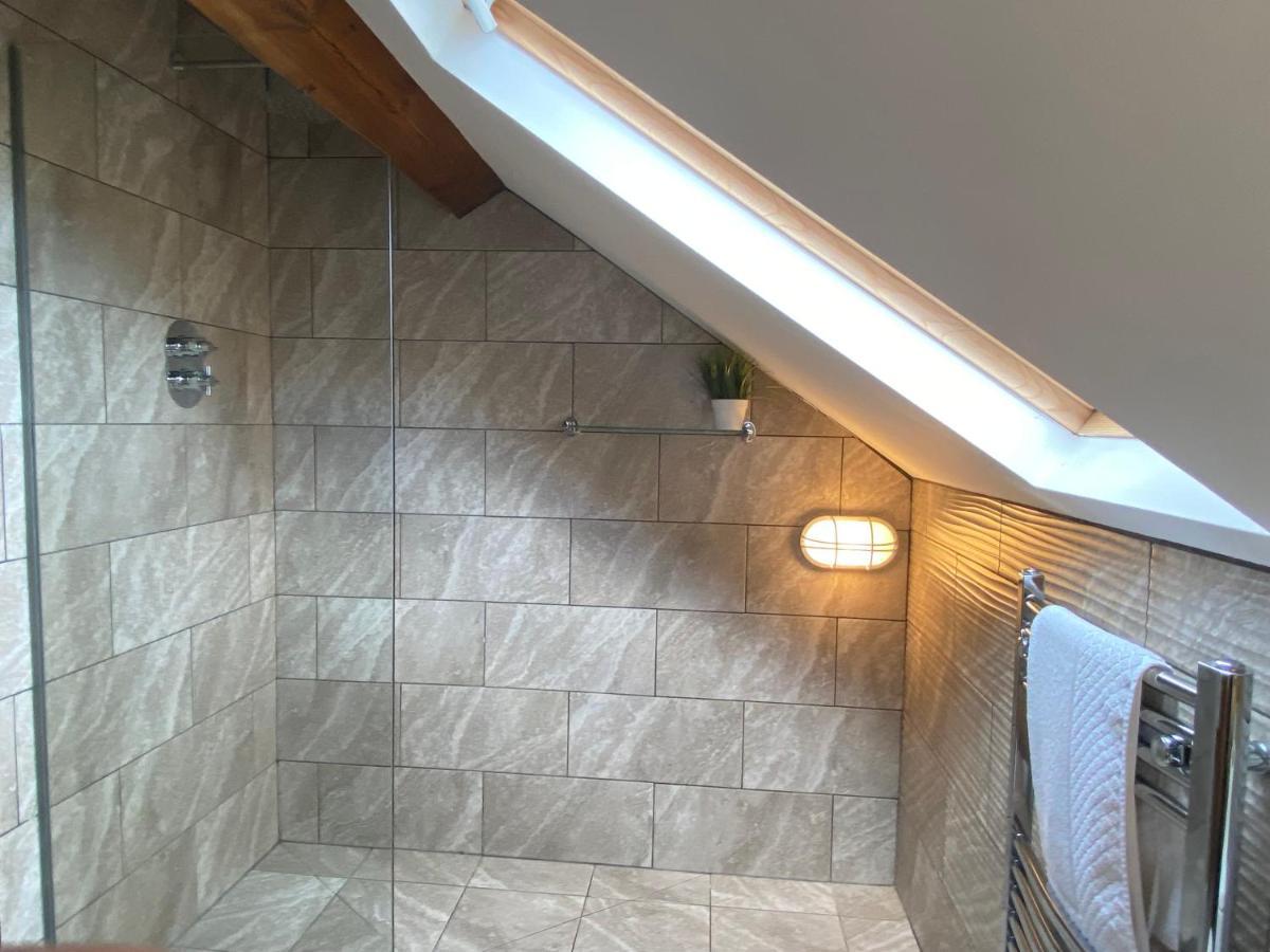 Betsey Trotwood. Historic Stylish 2-Bed Cottage. Blundeston Exteriör bild