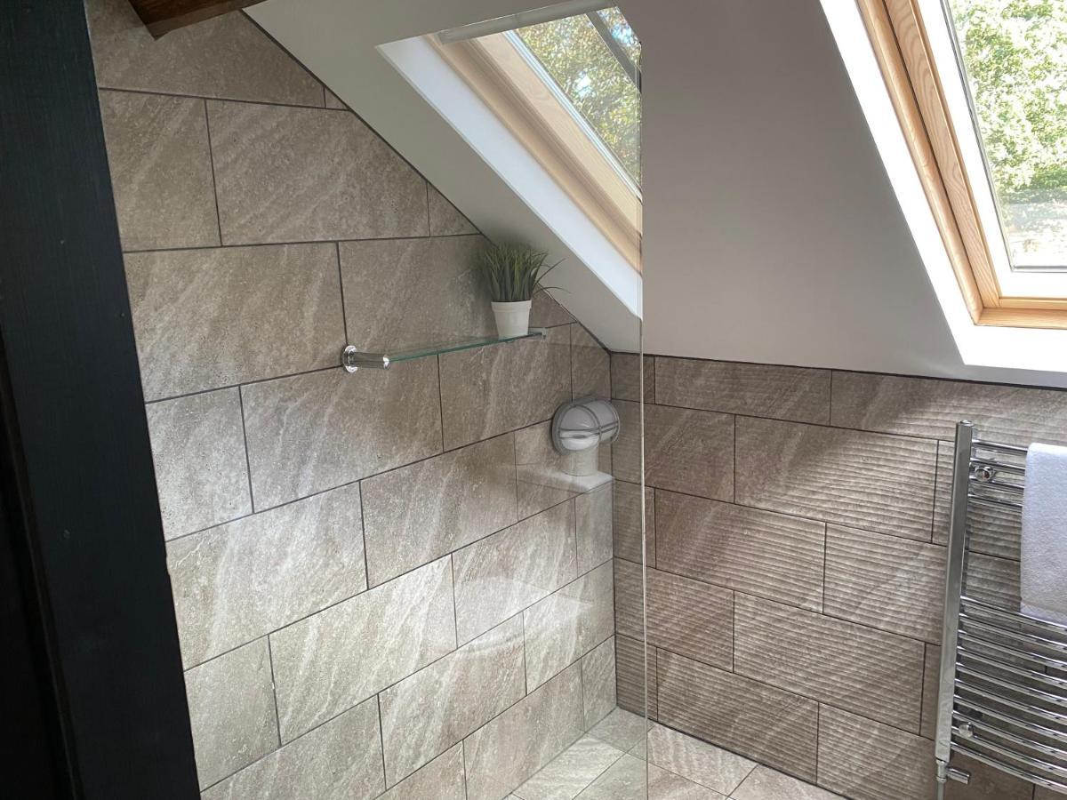 Betsey Trotwood. Historic Stylish 2-Bed Cottage. Blundeston Exteriör bild